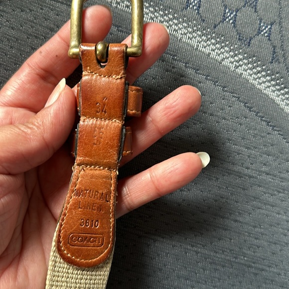Coach 3810 Natural Linen Belt British
Tan Leather Brass Buckle 34” - Picture 2 of 8